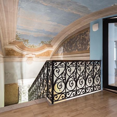 Relais Il Leoncino Hotel Бреша Екстериор снимка