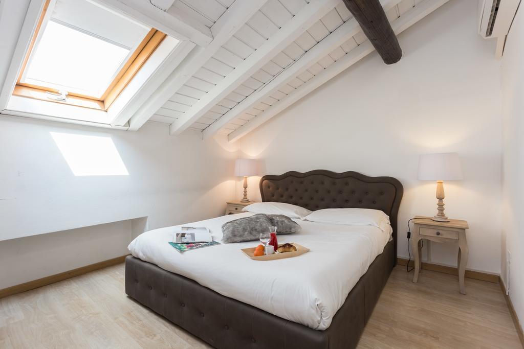 Relais Il Leoncino Hotel Бреша Екстериор снимка