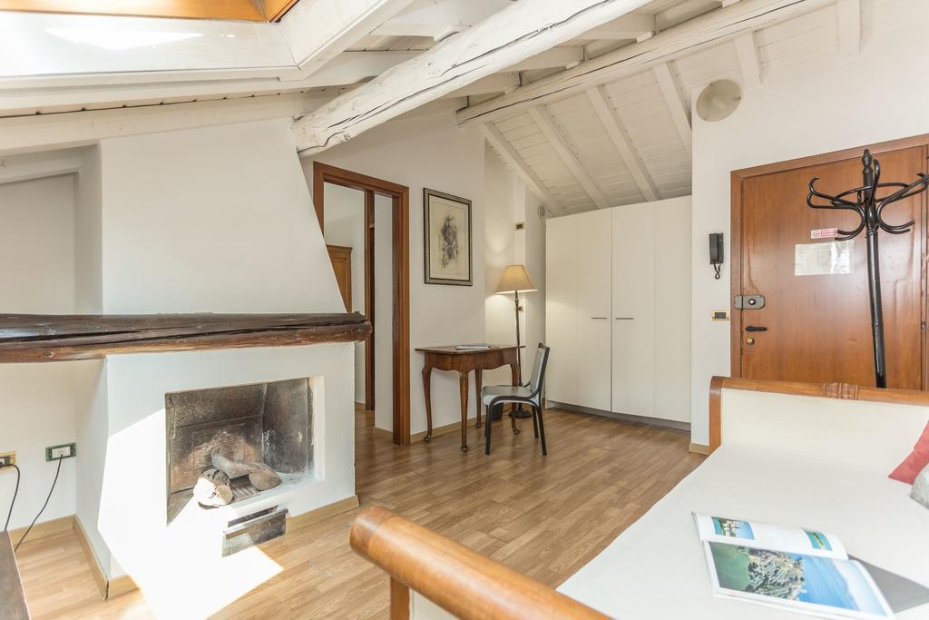 Relais Il Leoncino Hotel Бреша Екстериор снимка