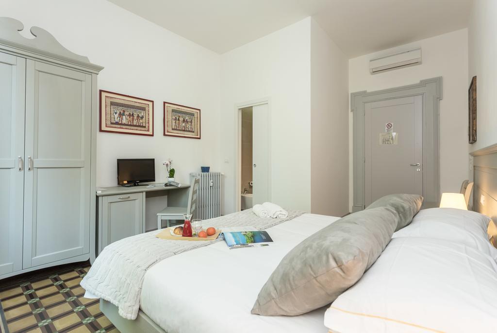 Relais Il Leoncino Hotel Бреша Екстериор снимка