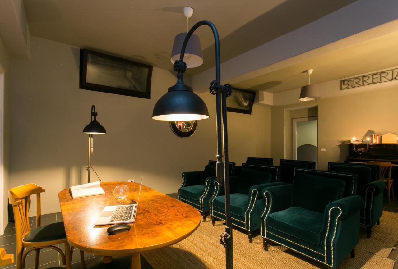 Relais Il Leoncino Hotel Бреша Екстериор снимка
